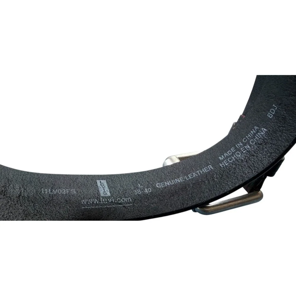Levi's Men's Size Large 38-40 Black Distressed Leather Roller Buckle Belt